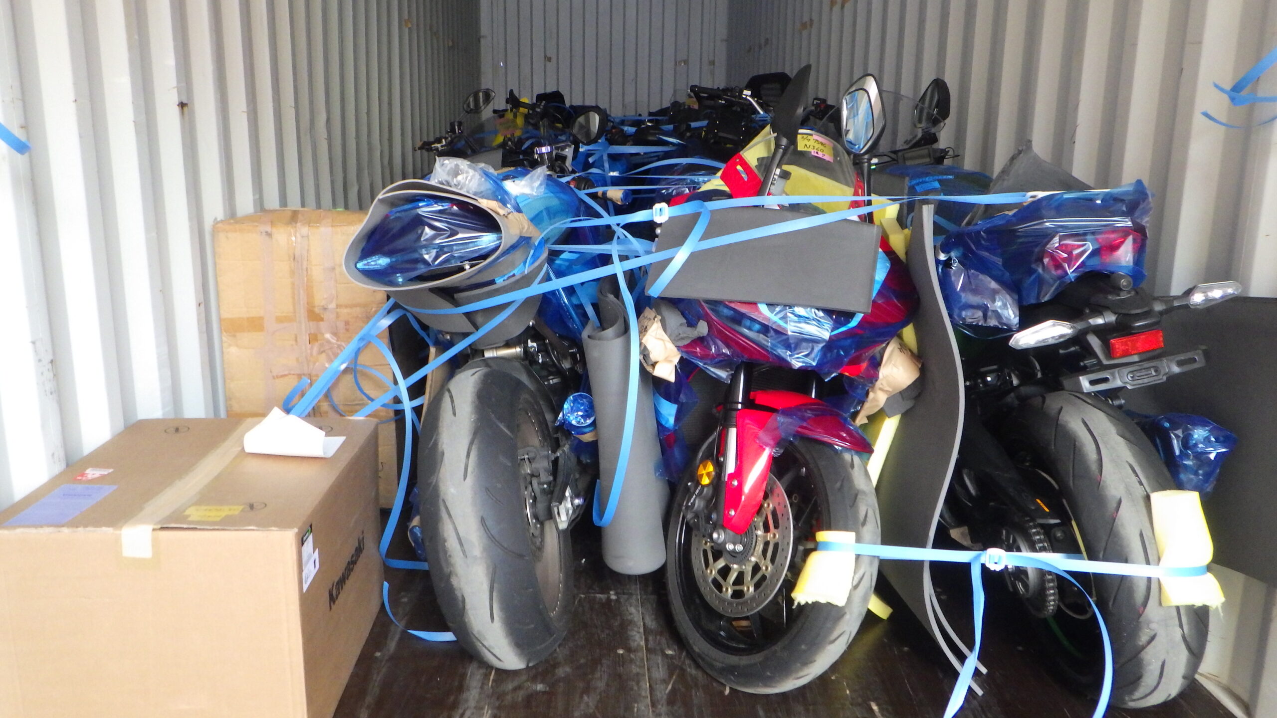 Shipping Example: 40FT Container with 17 Motorcycles!